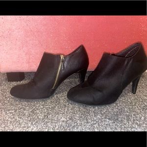 Black Heeled Booties With Gold Zipper